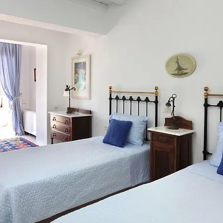 Chloe - Private Beachfront Mykonos Town